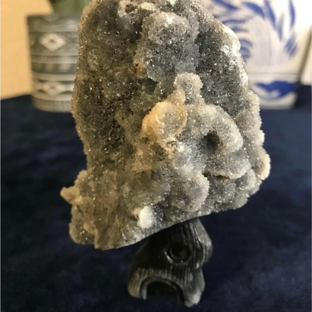 Sphalerite Crystal Treehouse Carving w/ Druzy Geodes 120g Natural Mineral 3.75” - Picture 2 of 8